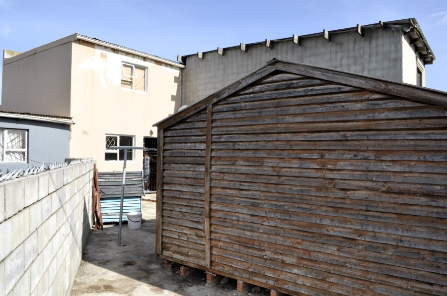 2 Bedroom Property for Sale in Algoa Park Eastern Cape